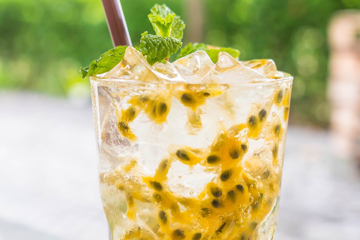 Takjil Sat Set: Es Blewah Markisa Segar Tanpa Ribet!