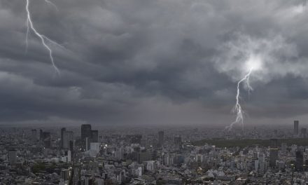 Update BMKG: Hujan Masih Mengintai, Daerah Mana Saja?