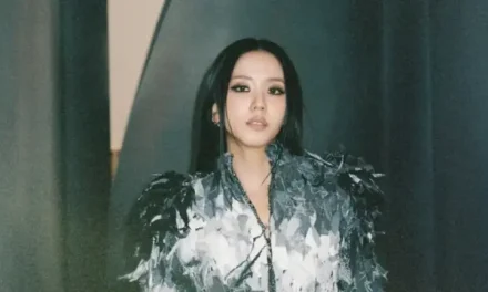 Jisoo BLACKPINK Bebas Kontroversi Busana