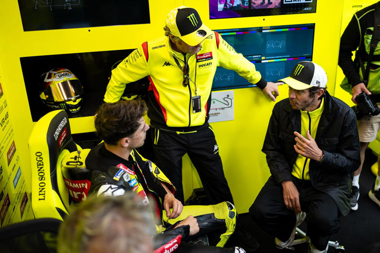 Badai Di VR46! Kepergian Di Giannantonio Picu Dilema Rossi