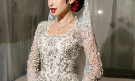 Manglingi Maksimal! Look Adat Jawa Jennifer Coppen Akad Nikah