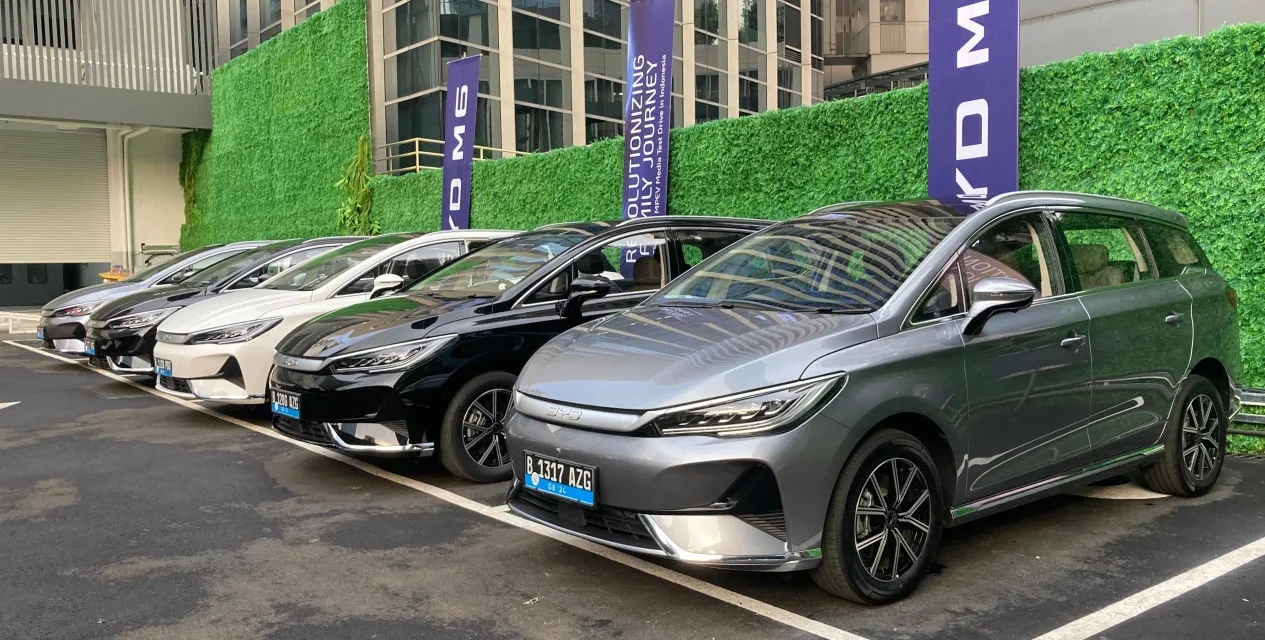 BYD M6 Jadi Sorotan, MPV Ramah Lingkungan Dan Tangguh
