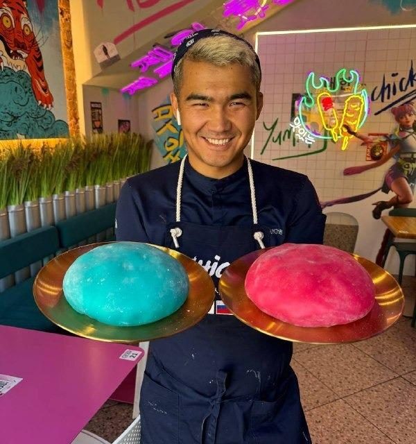 Giant Mochi Viral! Dessert Kenyal Jumbo Yang Bikin Ketagihan