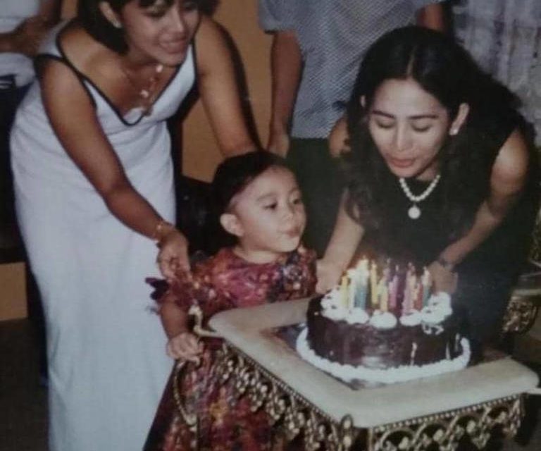 Manis Banget! Momen Jadul Rachel Vennya Bersama Orangtua