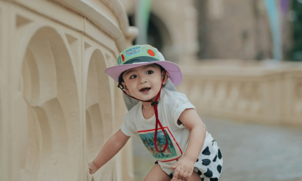 Family Time! Erika Carlina & Andrew Liburan Ke Disneyland Tokyo